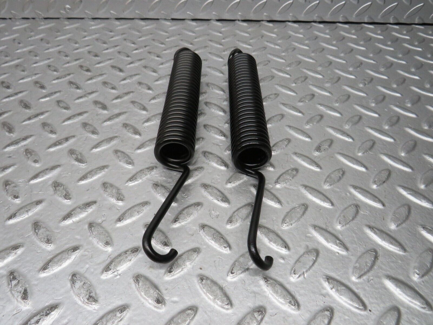 28763 Mercedes-Benz W123 230E Bonnet Hinge Spring Pair