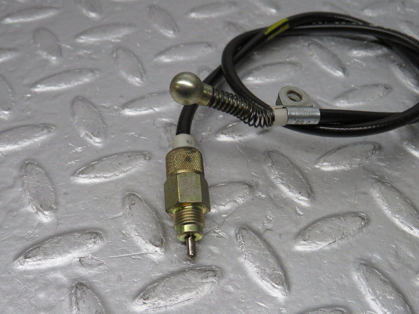 38038 Mercedes-Benz A124 320E Cabriolet Gearbox Cable 1242670364