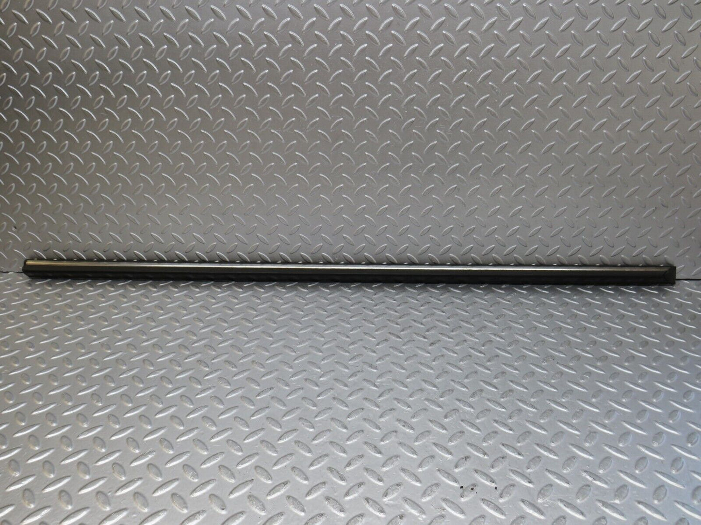 35367 Mercedes-Benz R107 280SL Right Door Centre Moulding Trim