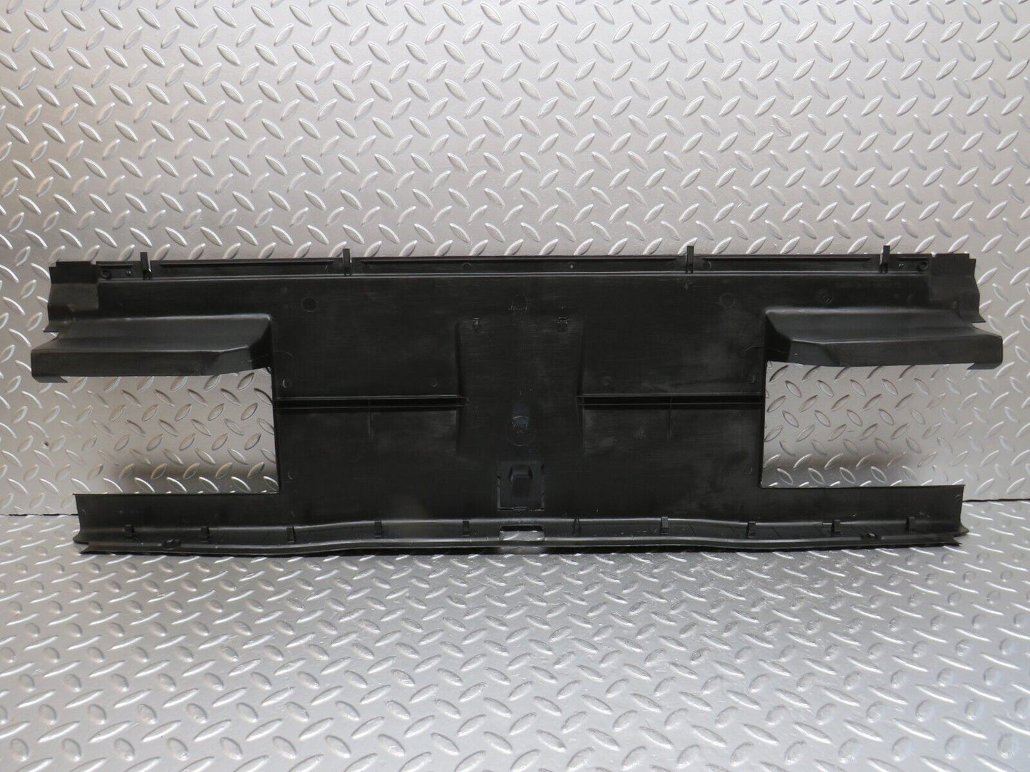 30648 Mercedes-Benz W201 190E 2.0L Boot Rear Plastic Cover 2016940425
