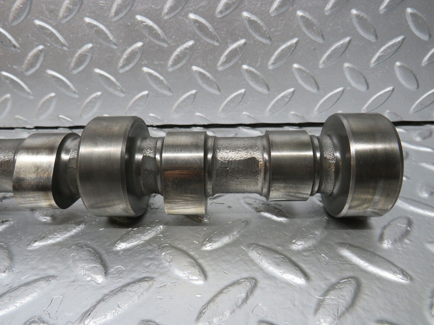 33023 Mercedes-Benz C107 R107 350 V8 Camshaft Left Side 1160514601