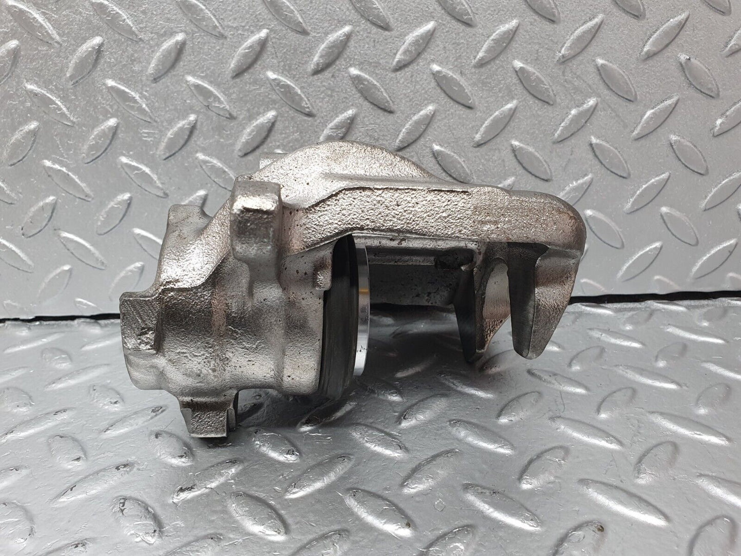 41905 Mercedes-Benz W202 C200 Front Left Brake Caliper Lucas