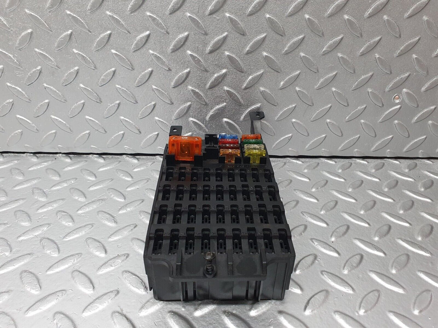 41816 Mercedes-Benz W202 C200 Fuse Box 2085450140
