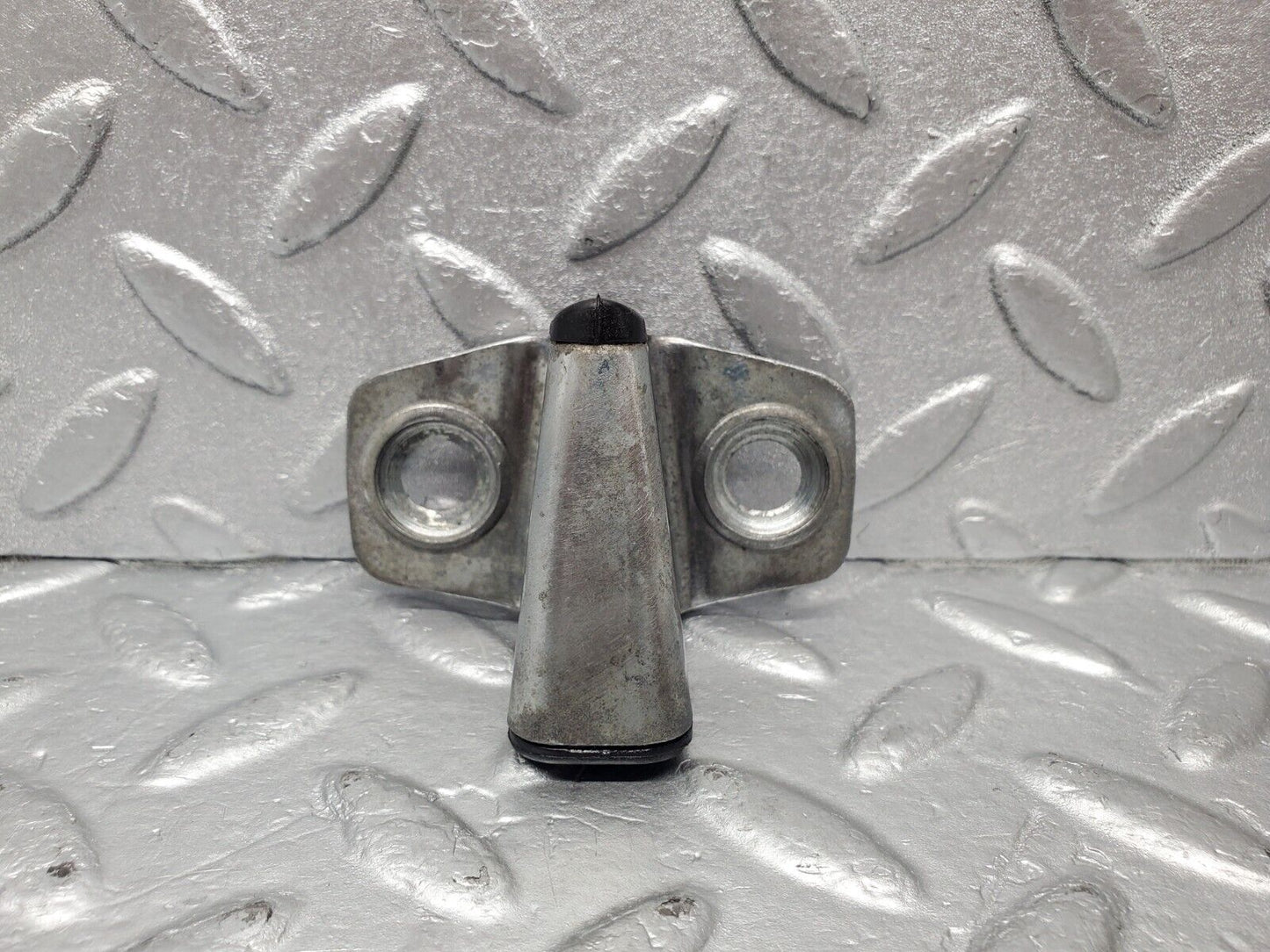 47006 Mercedes-Benz R129 320SL Coupe Door Lock Latch