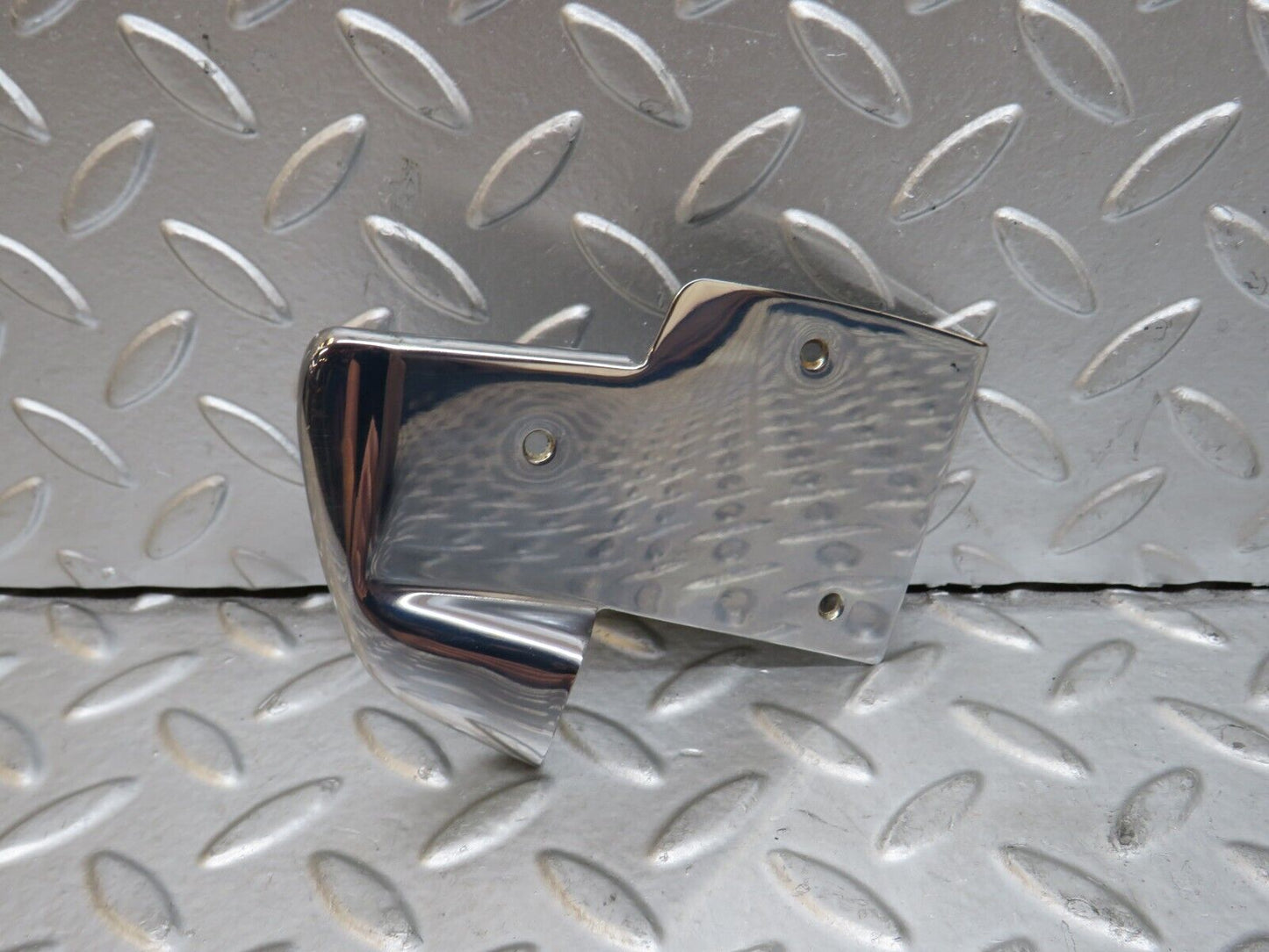 29134 Mercedes-Benz C124 320CE Coupe B Pillar Chrome Cover Plate Left Side