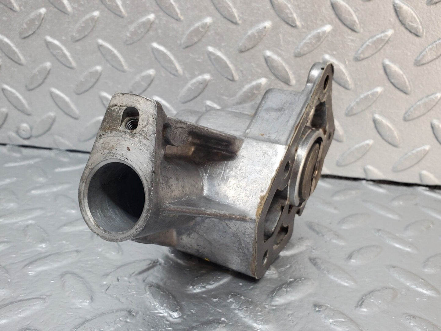45359 Mercedes-Benz 280E M110.983 Ignition Distributor Housing 1101580215