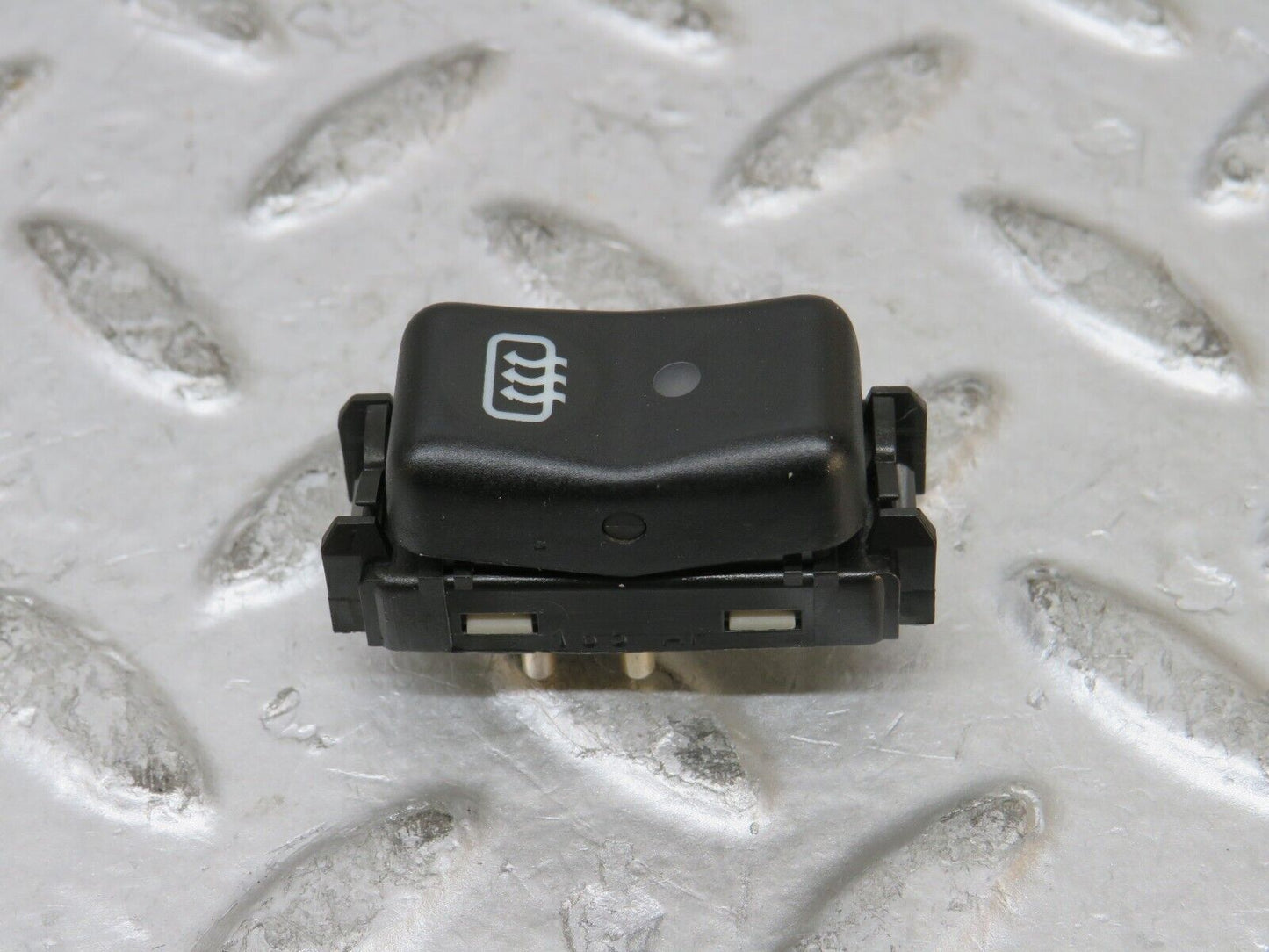 27558 Mercedes-Benz S124 300TE Rear Windscreen Defroster Switch 1298207410