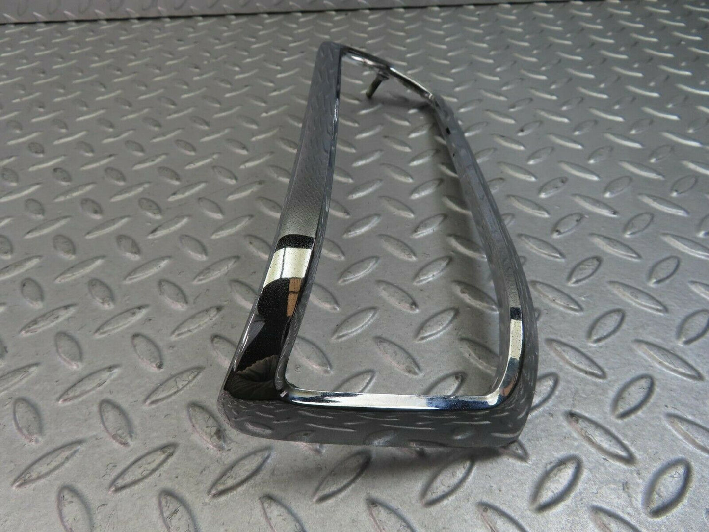 8817 Mercedes-Benz W108 Tail Light Chrome Frame Right 1088260259