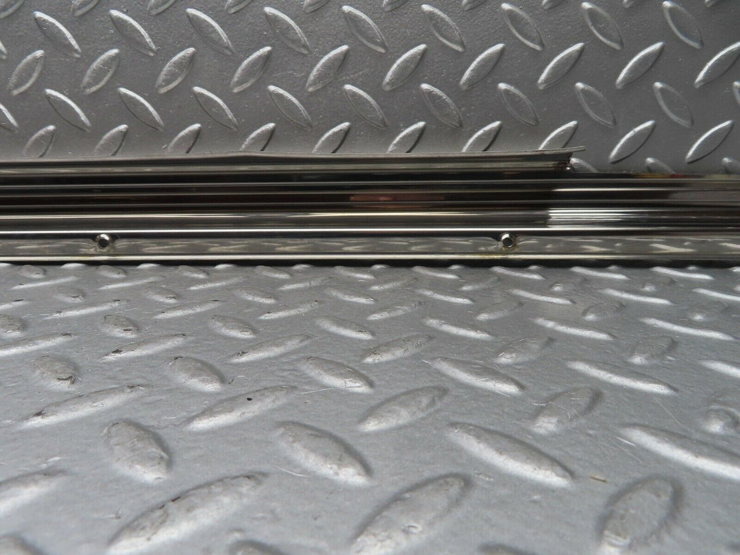 20390 Mercedes-Benz W114 280CE Coupe Right Door Sill Chrome
