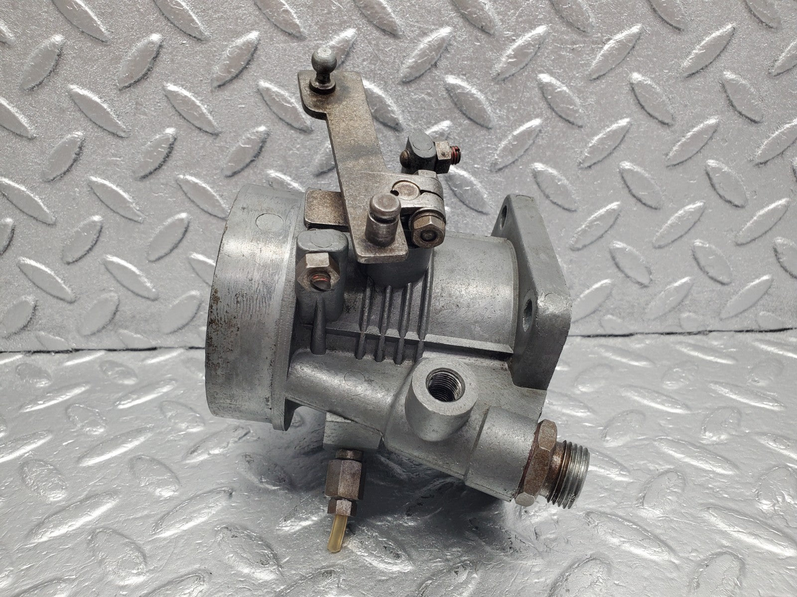 W112 throttle body valve used OEM
