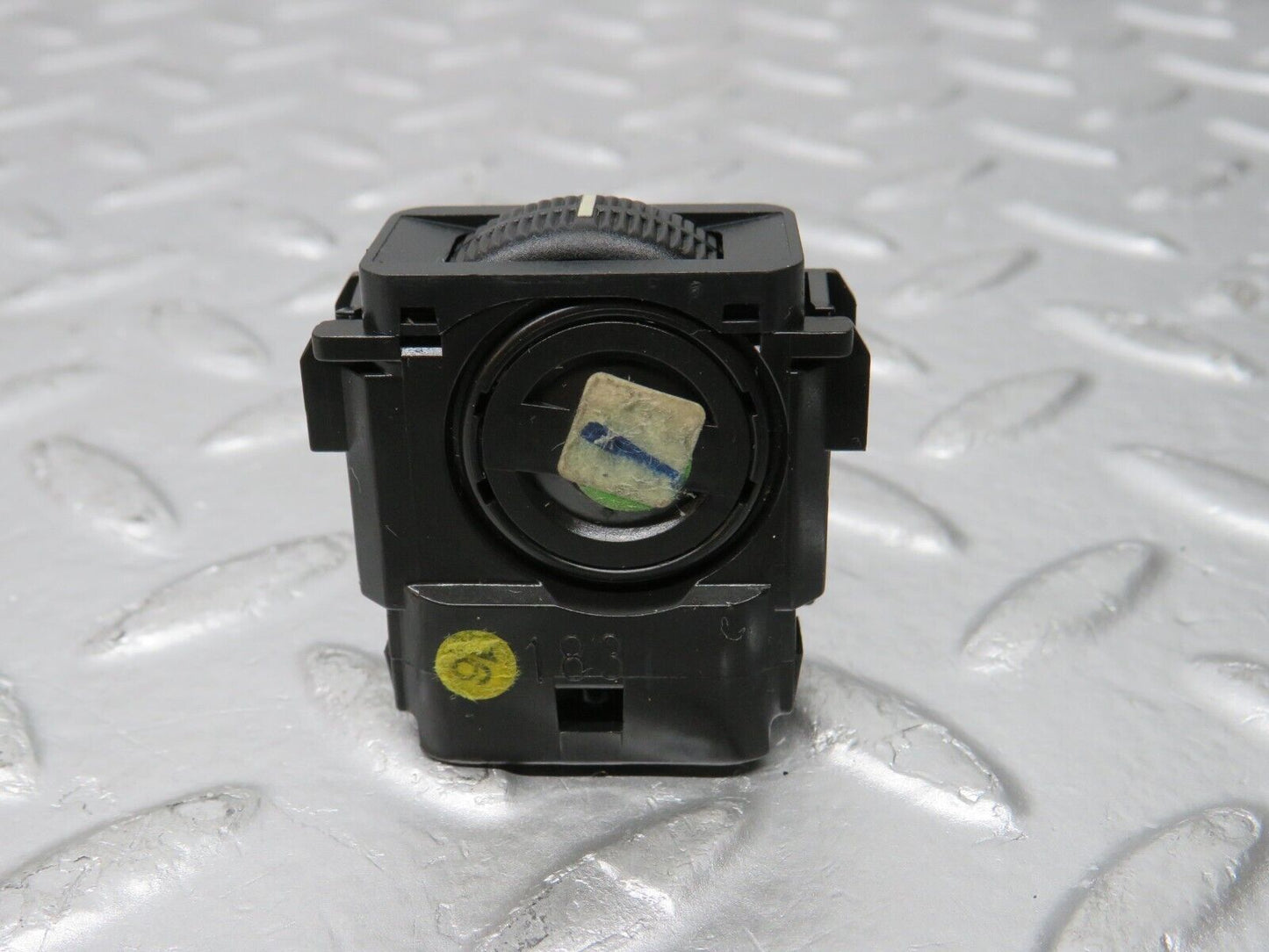 31616 Mercedes-Benz W201 190LE Headlight Level Switch 1248000473
