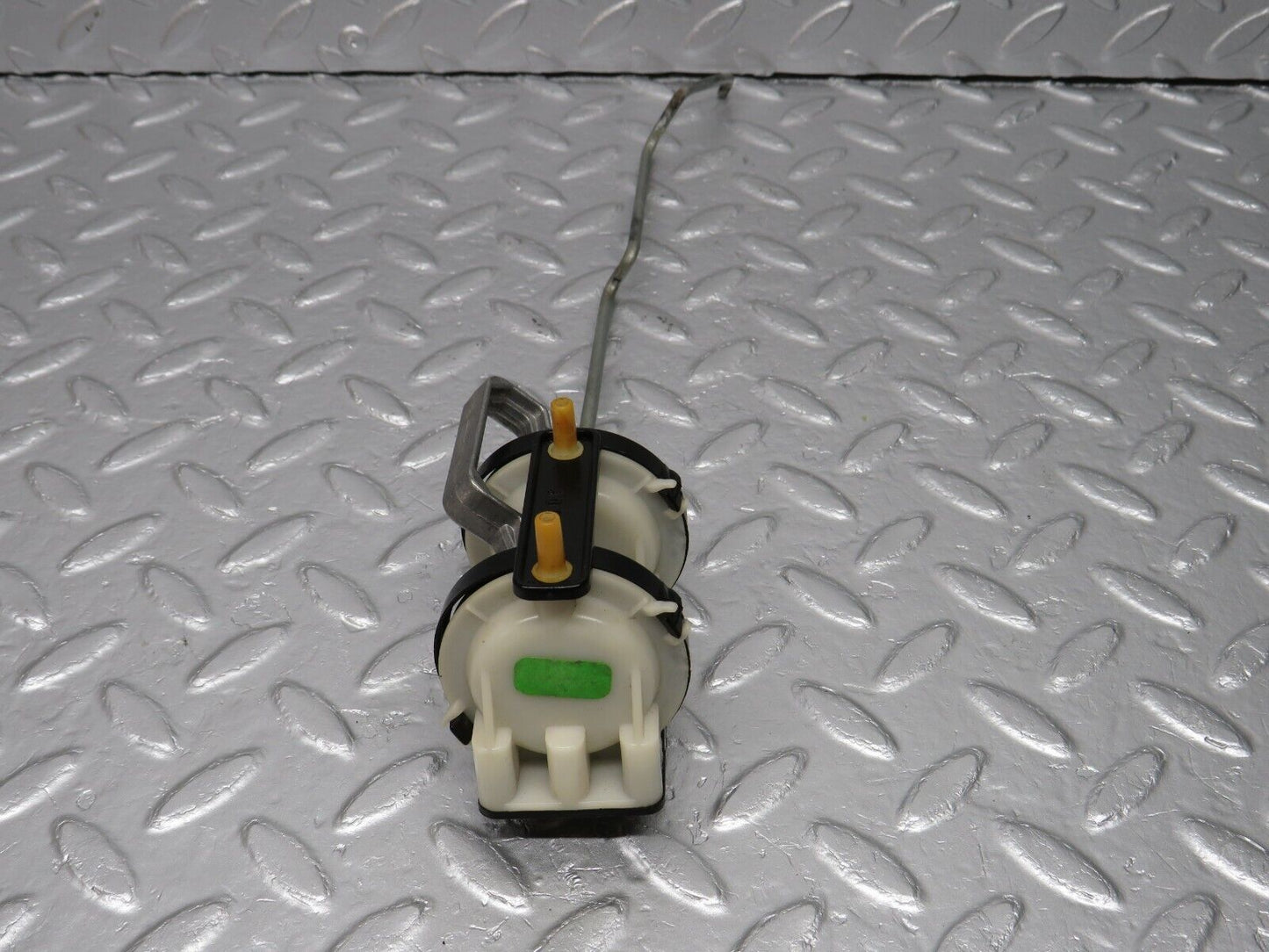 40000 Mercedes-Benz R107 350SL Coupe Seat Vacuum Actuator
