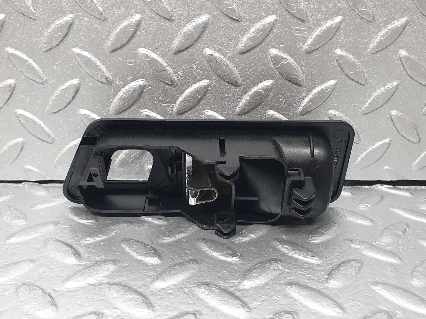 42778 Mercedes-Benz W201 190 2.0L Right Interior Door Handle 2017660264
