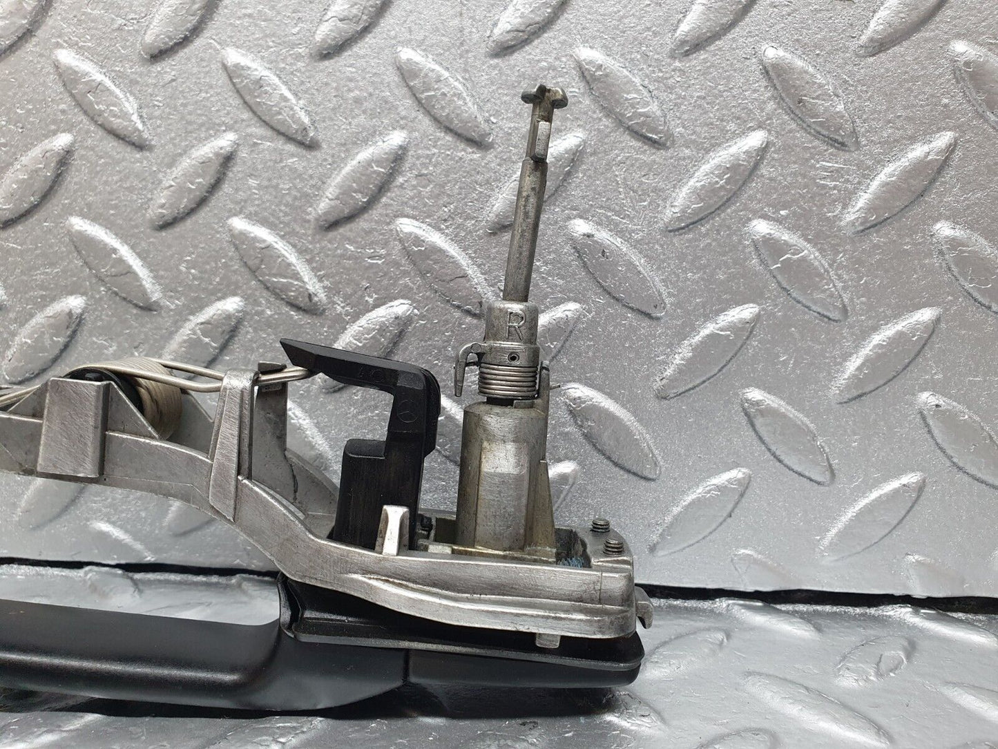 42786 Mercedes-Benz W201 190 Front Right Door Exterior Handle No Key