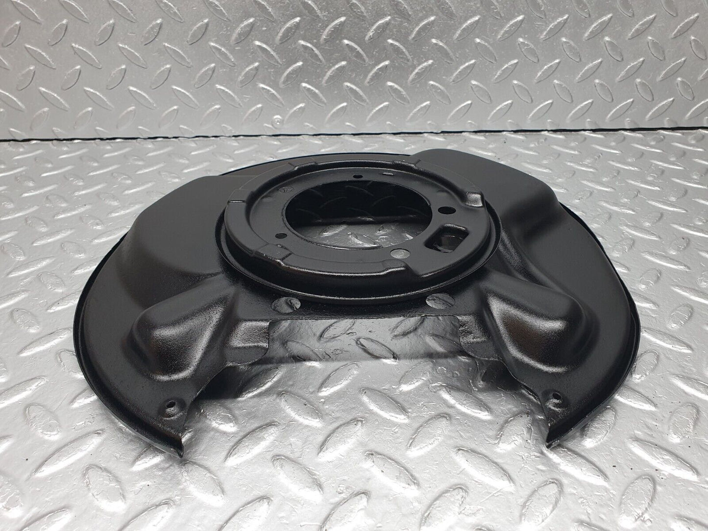 40716 Mercedes-Benz W123 300D Rear Right Brake Disc Protection Plate 1154270396