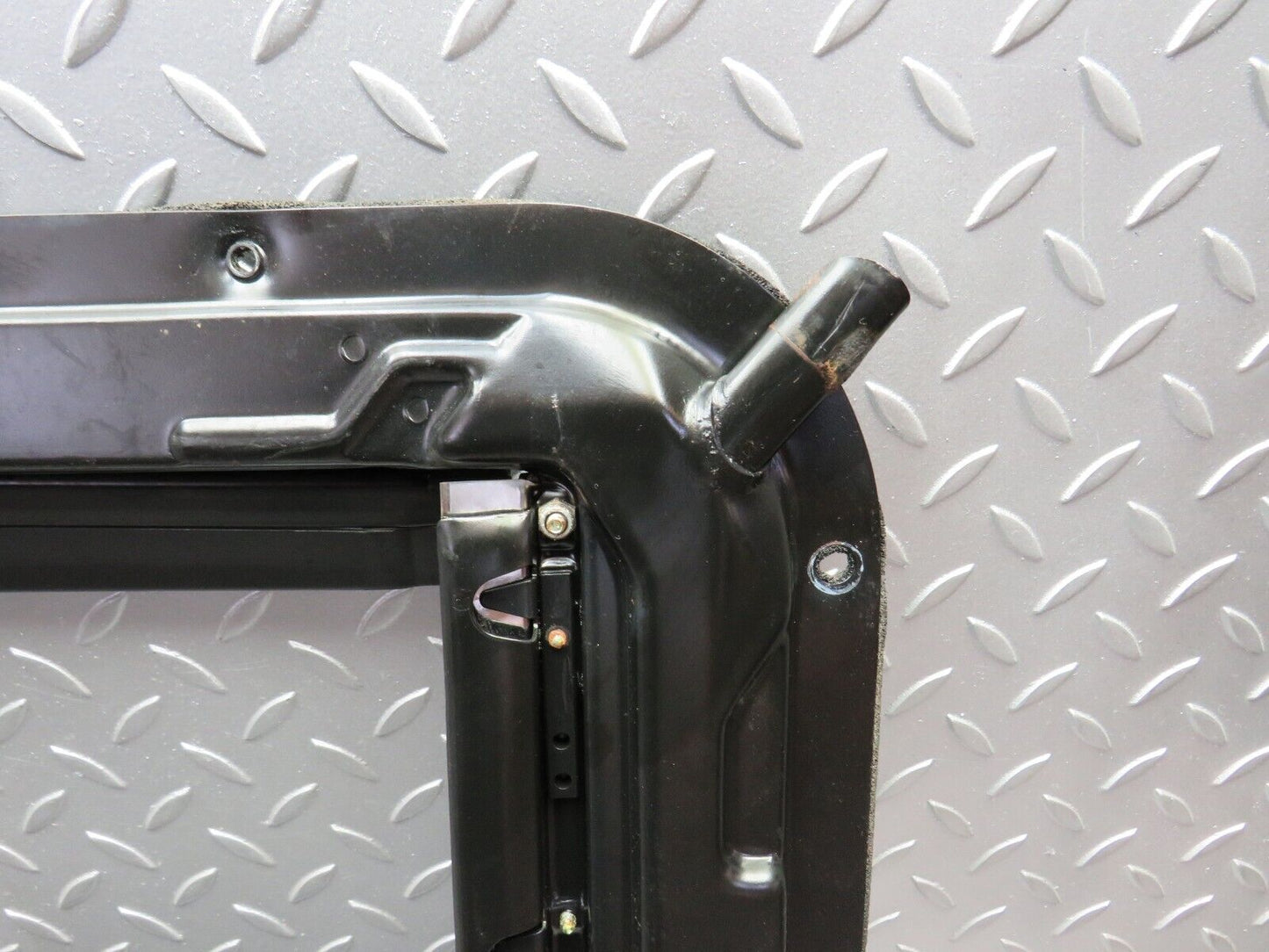 38981 Mercedes-Benz W201 190E 2.6L Power Sunroof Frame