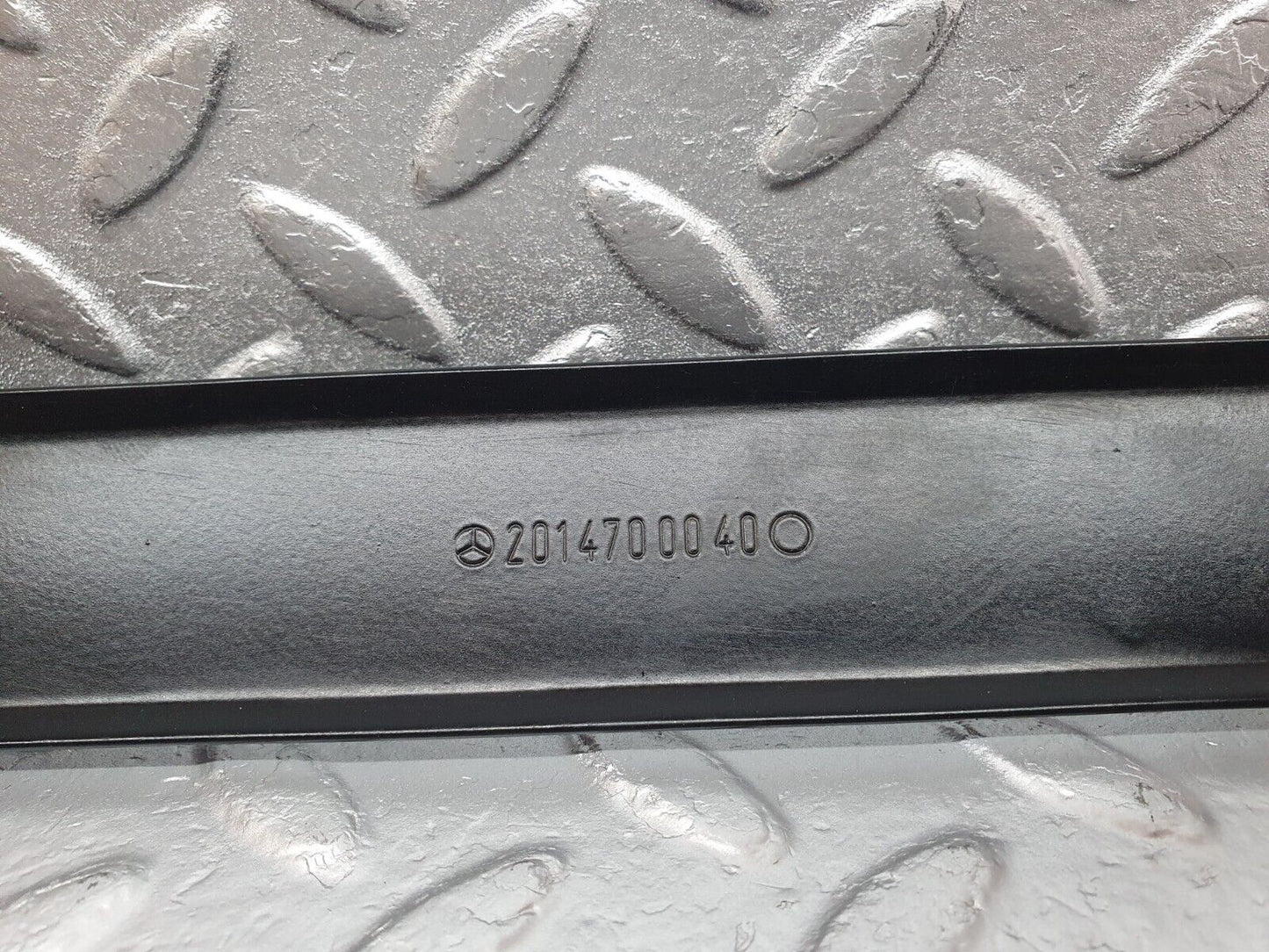 42912 Mercedes-Benz W201 190 2.0L Fuel Tank Tightening Strap 2014700040