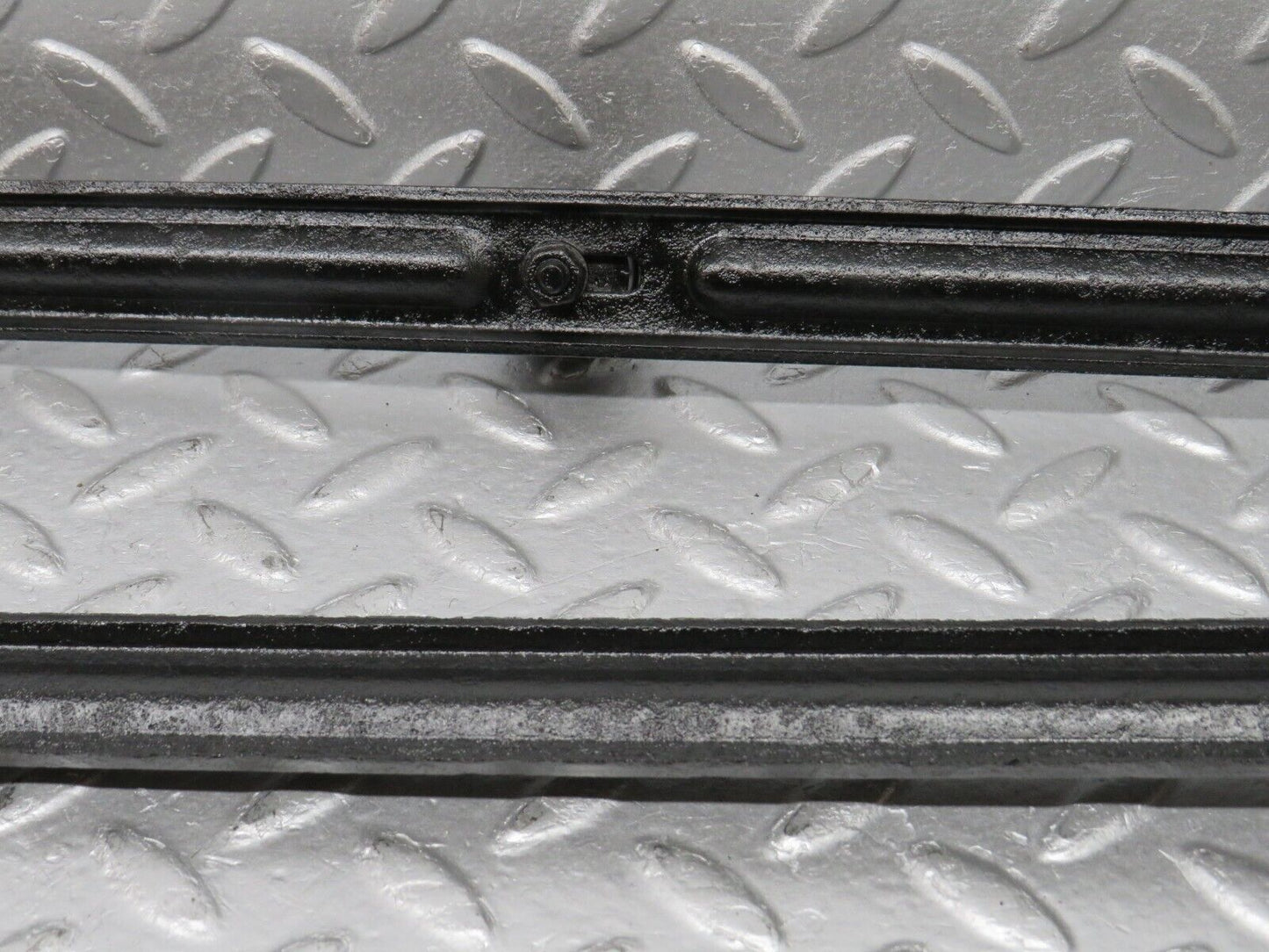 38582 Mercedes-Benz R129 280SL Coupe Front Suspension Anti Roll Bar Support Bar 2x