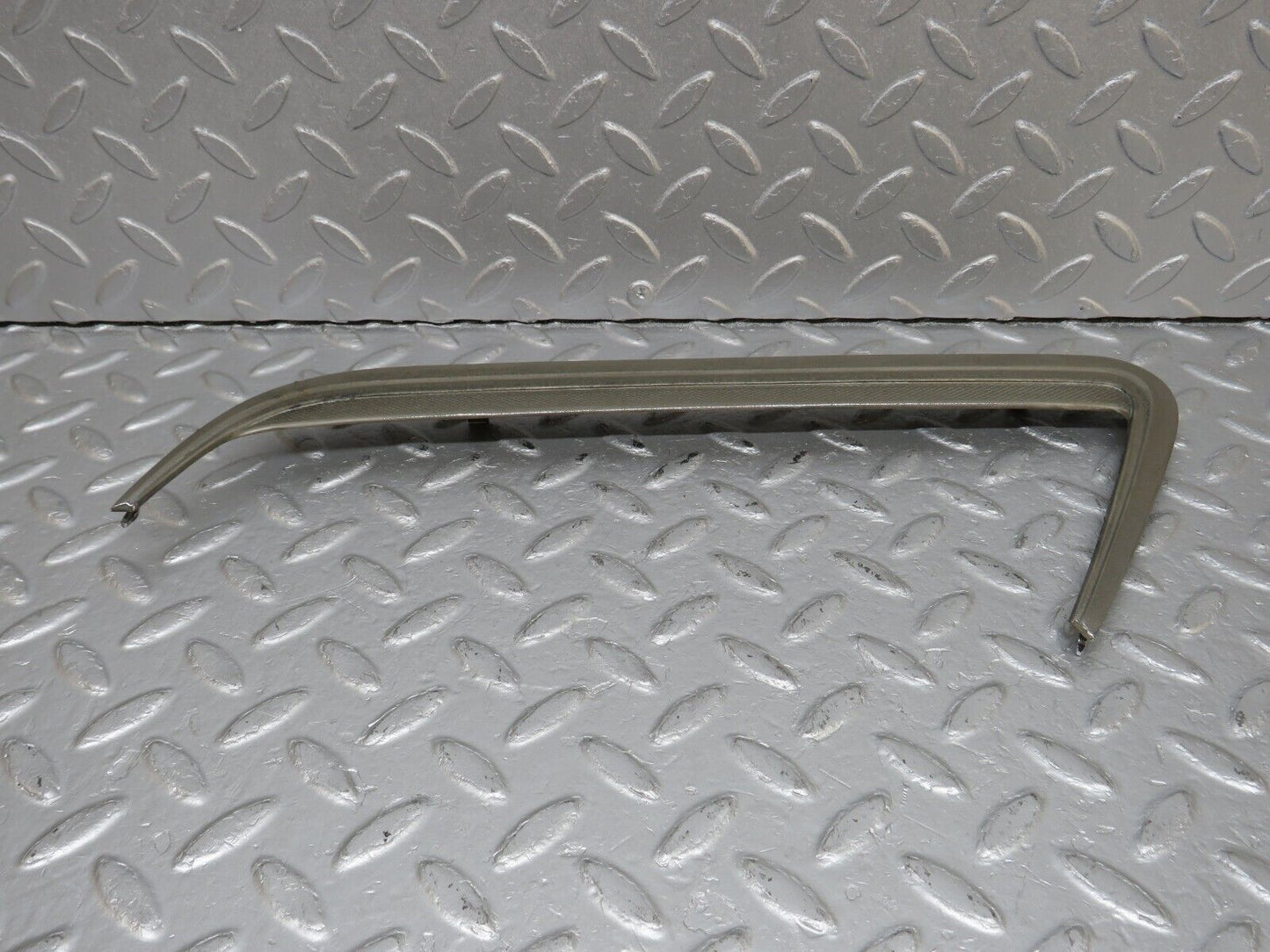 40225 Mercedes-Benz W110 230 C Pillar Chrome Trim Left Side 1116900389