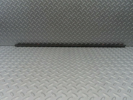5882 Mercedes-Benz W123 200 Centre Door Chrome Trim Front Right