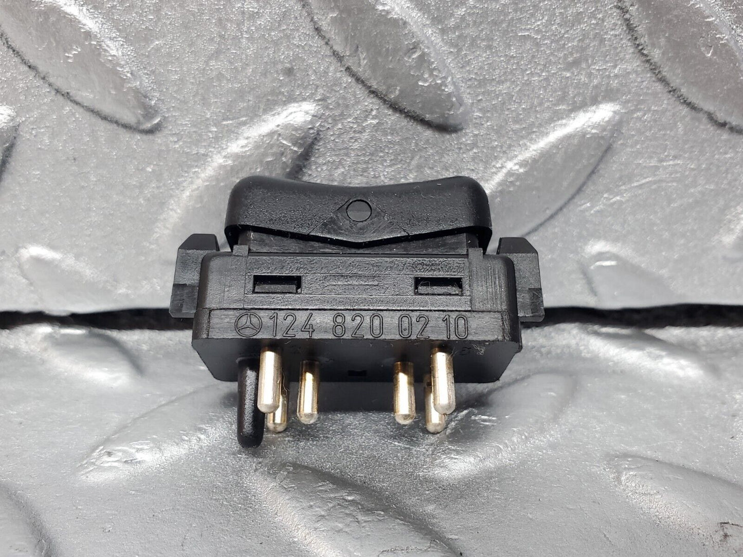 45666 Mercedes-Benz W126 420SE Heated Seat Switch 1248200210