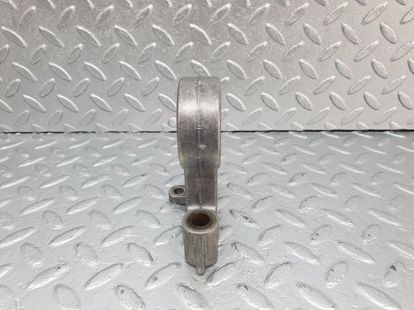 43272 Mercedes-Benz W108 280SE Camshaft Tower Bearing 1140510016