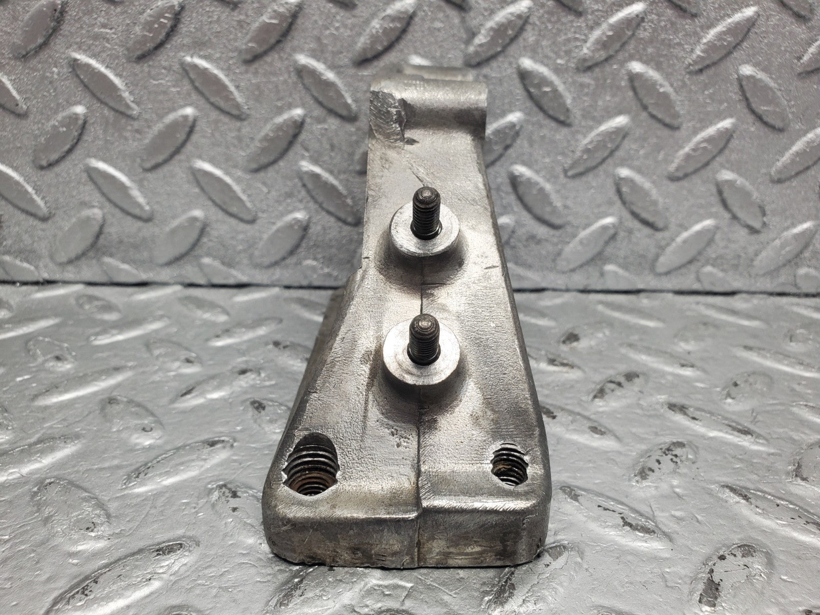 W112 air compressor support bracket used OEM
