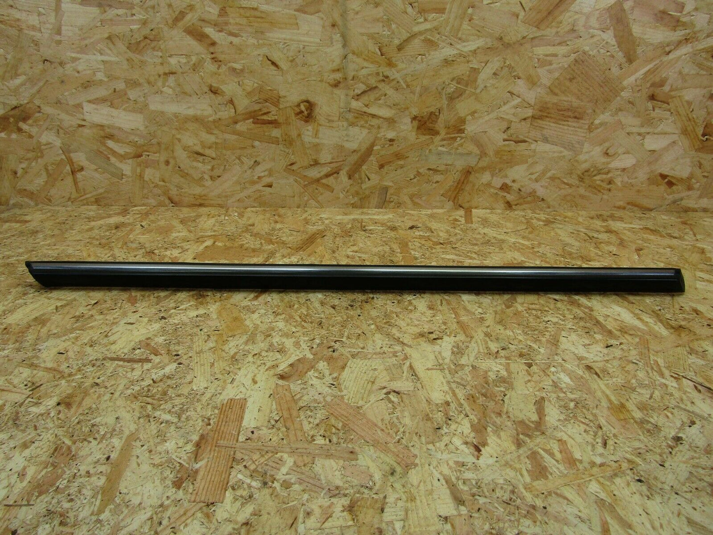 2169 Mercedes-Benz W116 350SE Rear Right Door Chrome Trim