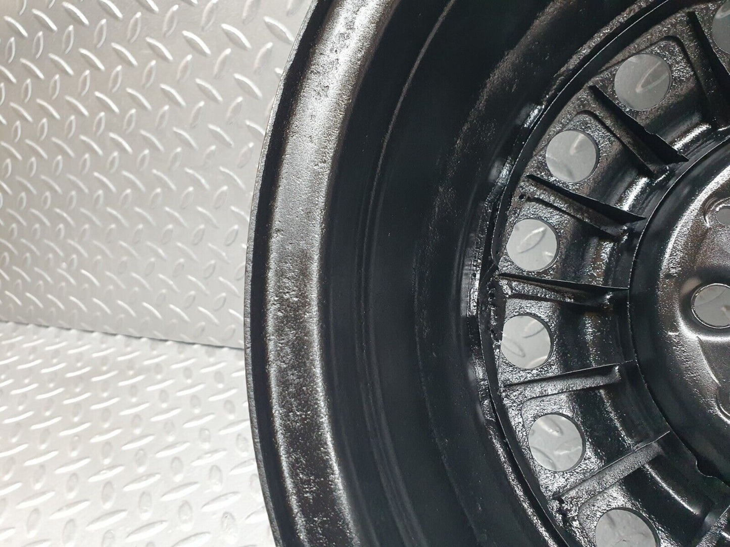 44243 Mercedes-Benz C126 380SEC Coupe Steel Wheel 6.5Jx14H2 1264000702
