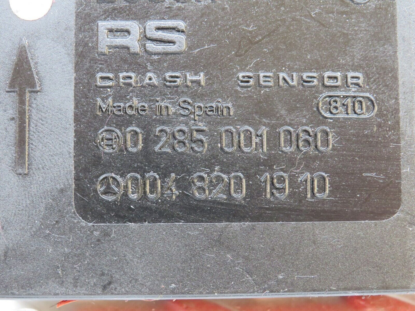 29436 Mercedes-Benz W124 230E Crash Sensor 0048201910 0285001060