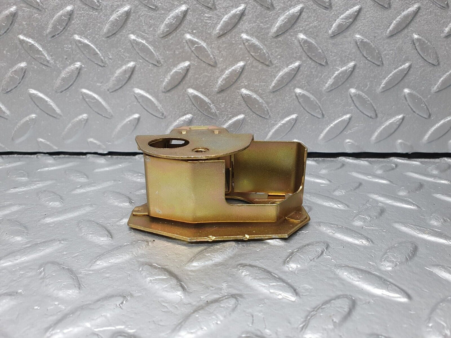 41281 Mercedes-Benz W126 300SE Trunk Lock