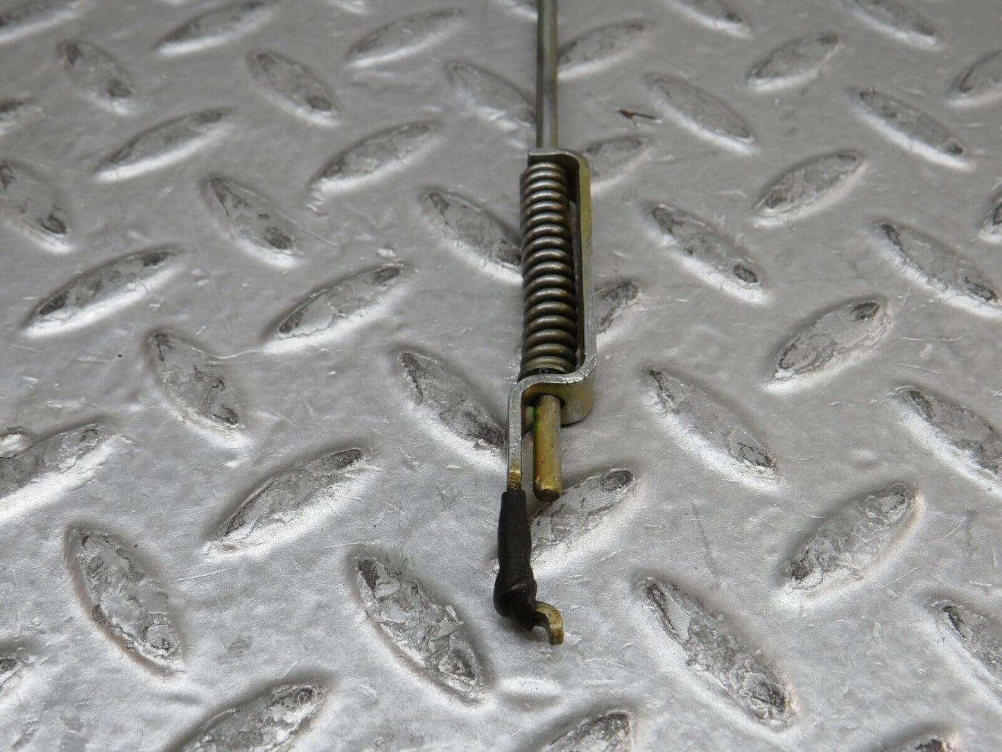 37295 Mercedes-Benz W109 300SEL Door Lock Control Bar