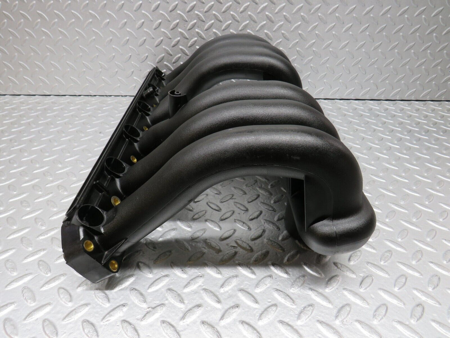 38166 Mercedes-Benz A124 320E Cabriolet Air Intake Manifold 1041413301