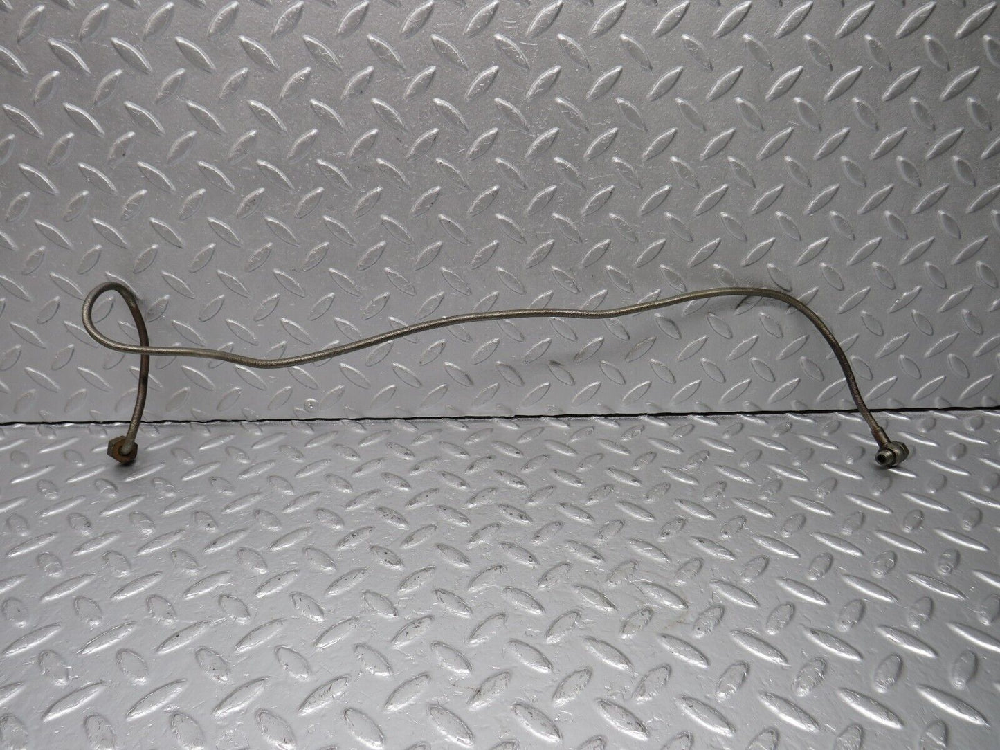 40482 Mercedes-Benz W110 230 Oil Line Pipe