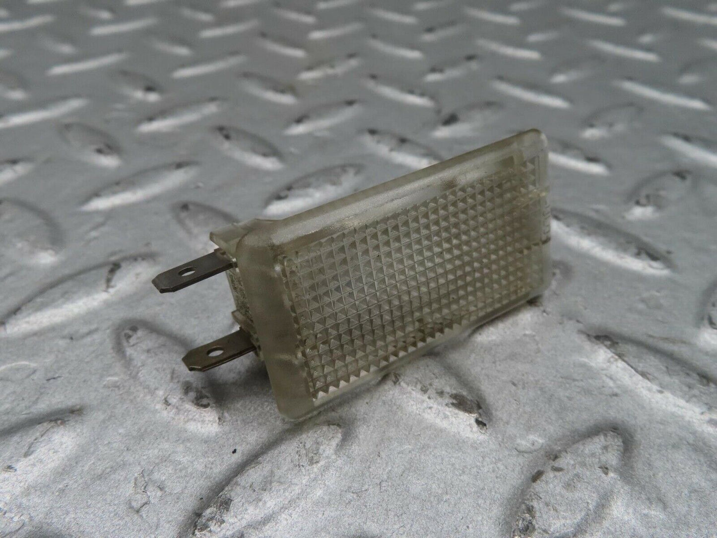 14727 Mercedes-Benz W201 190E Glove Box Light 1268201301