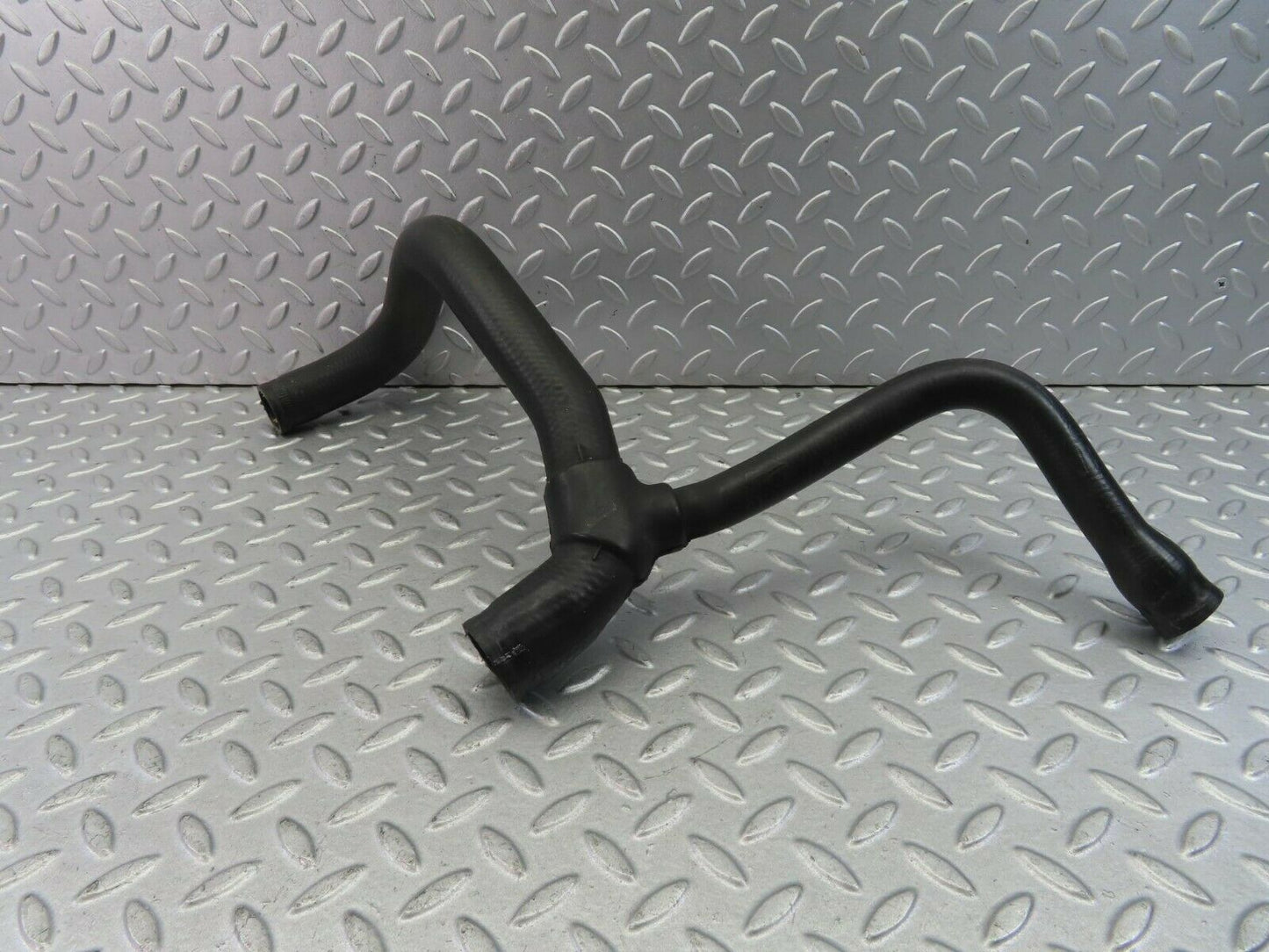 8605 Mercedes-Benz W201 Radiator Hose 2015014082