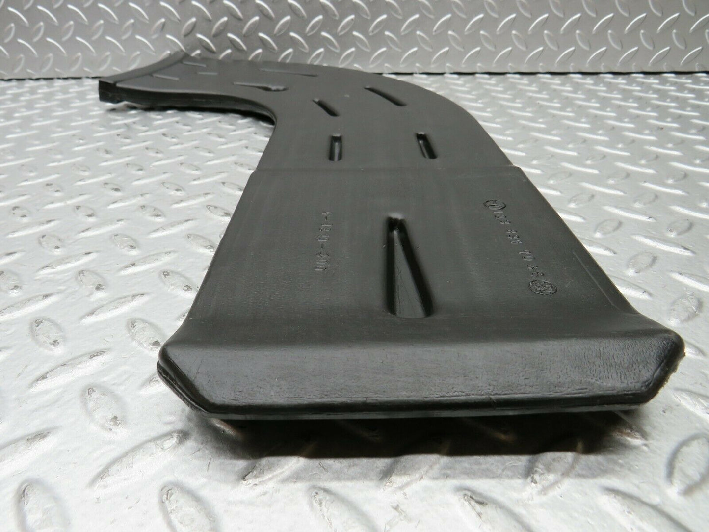 22037 Mercedes-Benz S123 280TE Wagon Heating Air Duct Right Side 1238311046