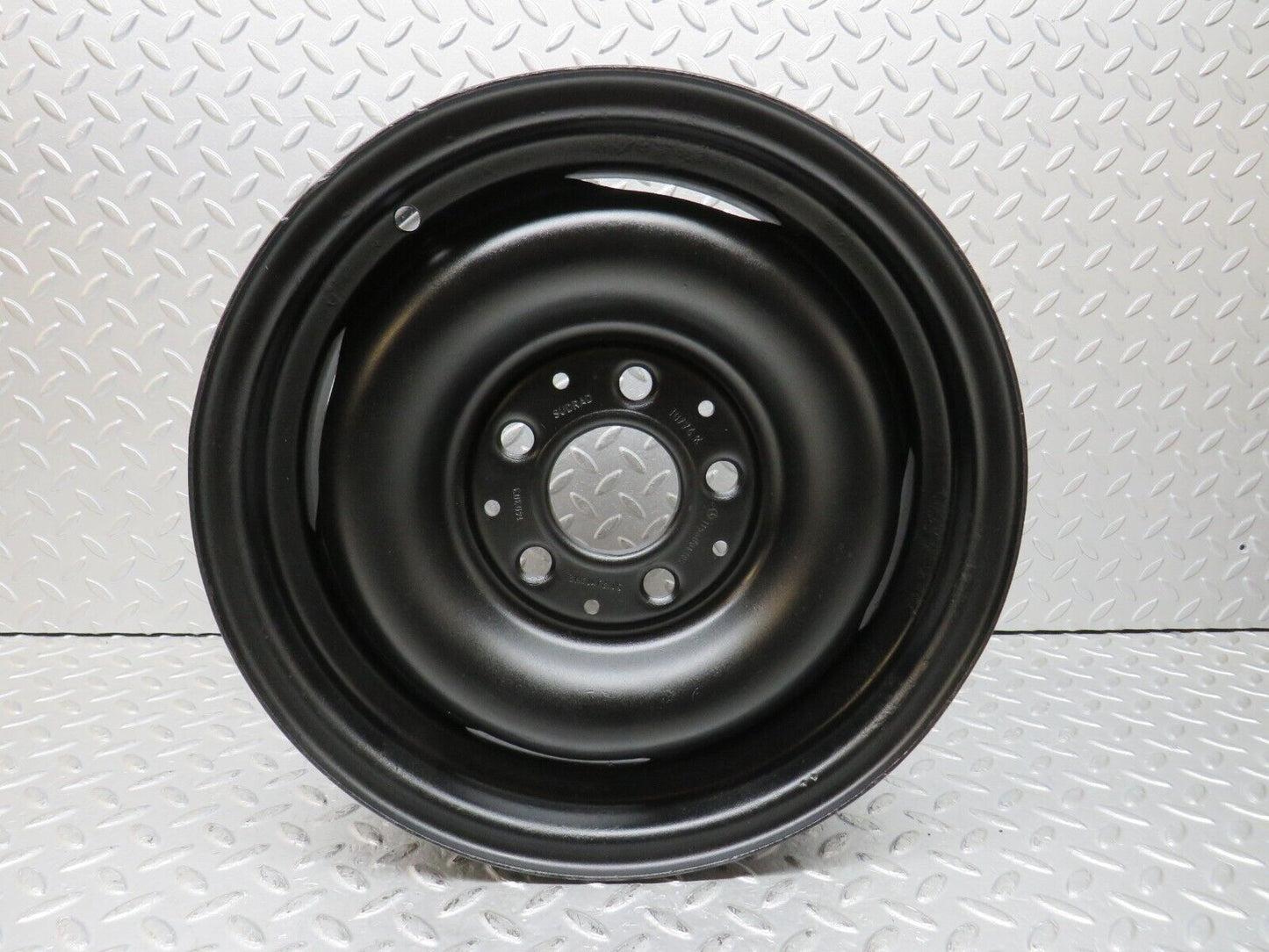 37730 Mercedes-Benz W109 300SEL Steel Wheel 5.5x2Jx14H2 1154001302
