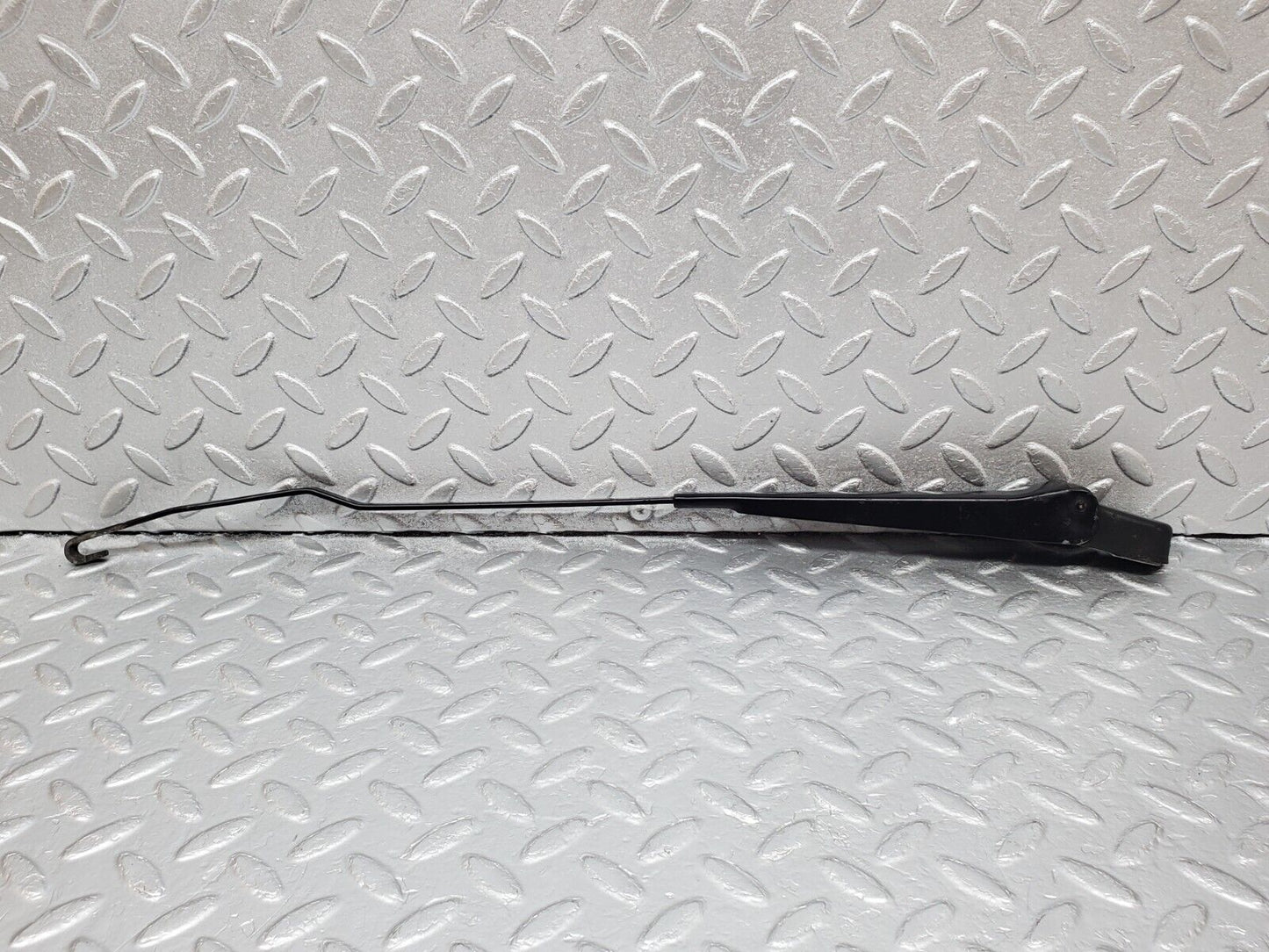 45856 Mercedes-Benz W126 420SE Windscreen Wiper Arm Bosch Left Side