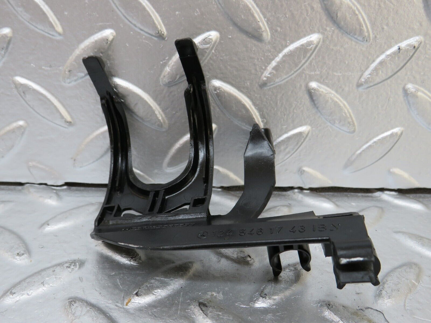 25838 Mercedes-Benz W124 280E Brake Cable Wire Bracket 1245461743