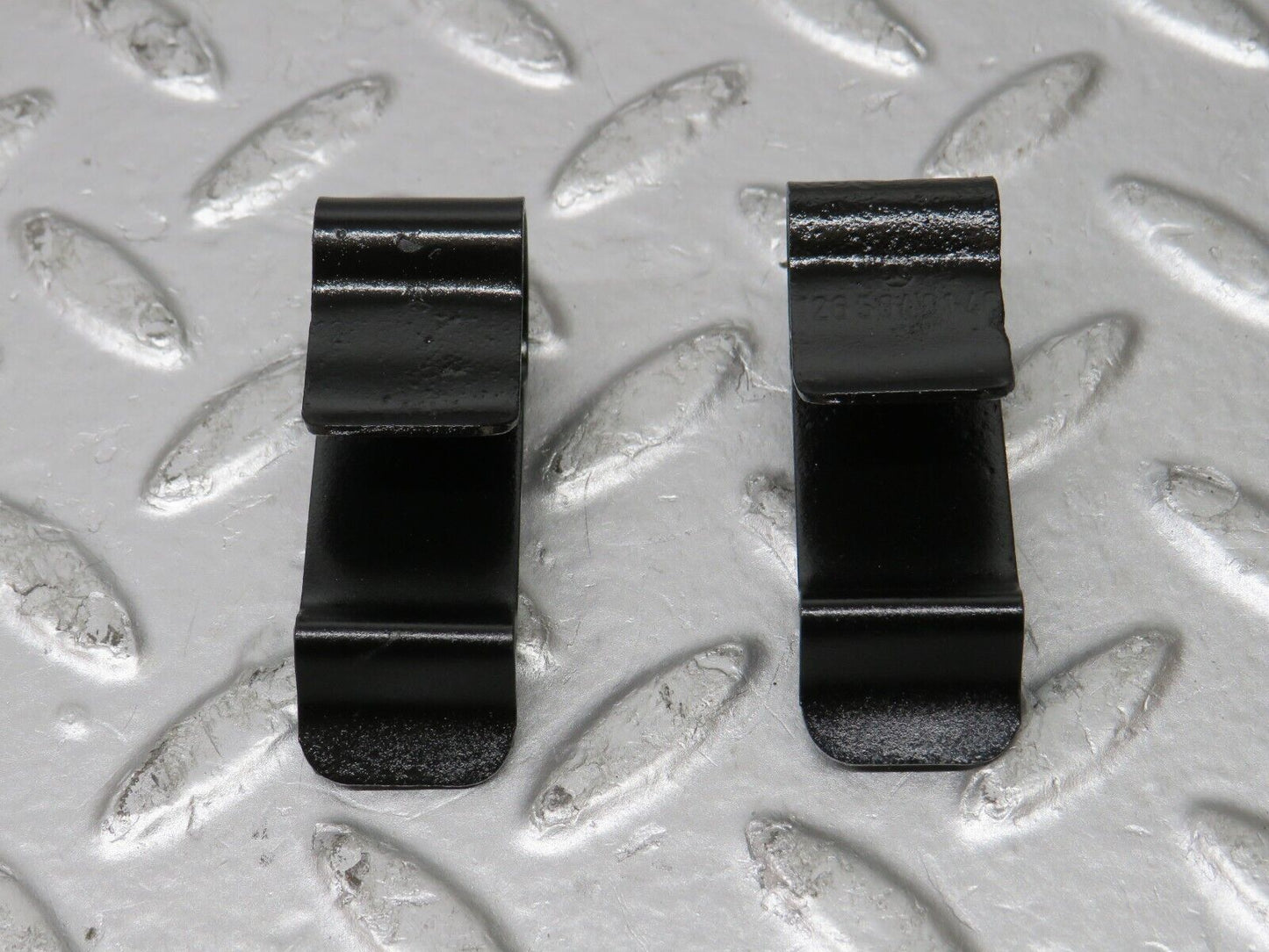 32199 Mercedes-Benz W123 230E Radiator Fan Shroud Cover Holder Set 1265040146
