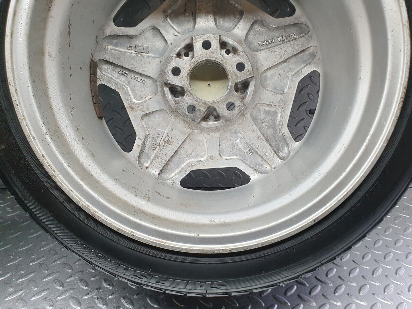 41723 Mercedes-Benz Alloy Wheel Set 17 x 8J & 9J ET30 & ET33