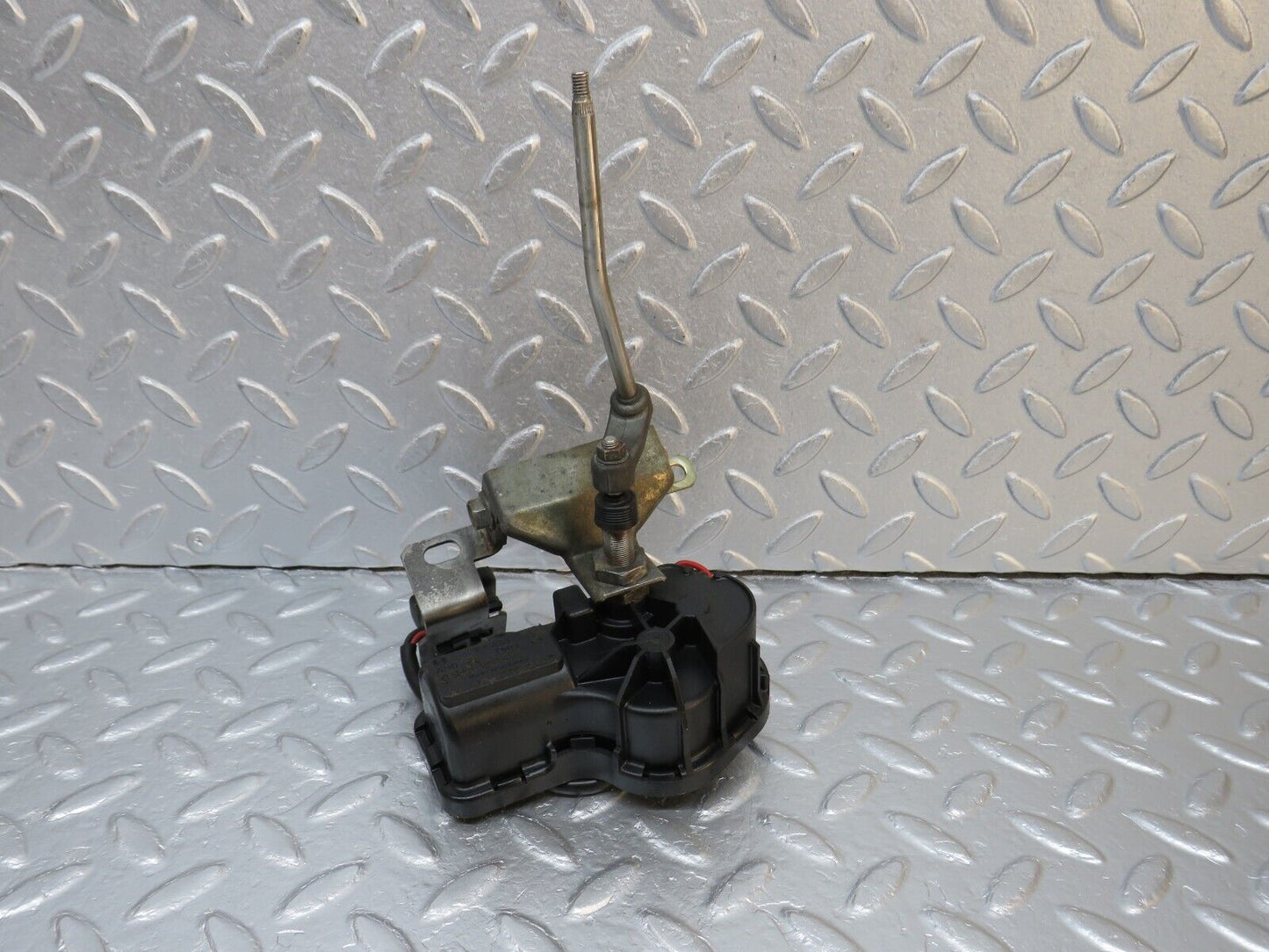 39733 Mercedes-Benz R129 320SL Coupe Headlight Wiper Motor Left 0390206875