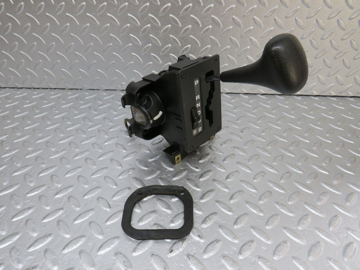 34161 Mercedes-Benz W124 260E Automatic Gear Shift Selector 2012670905