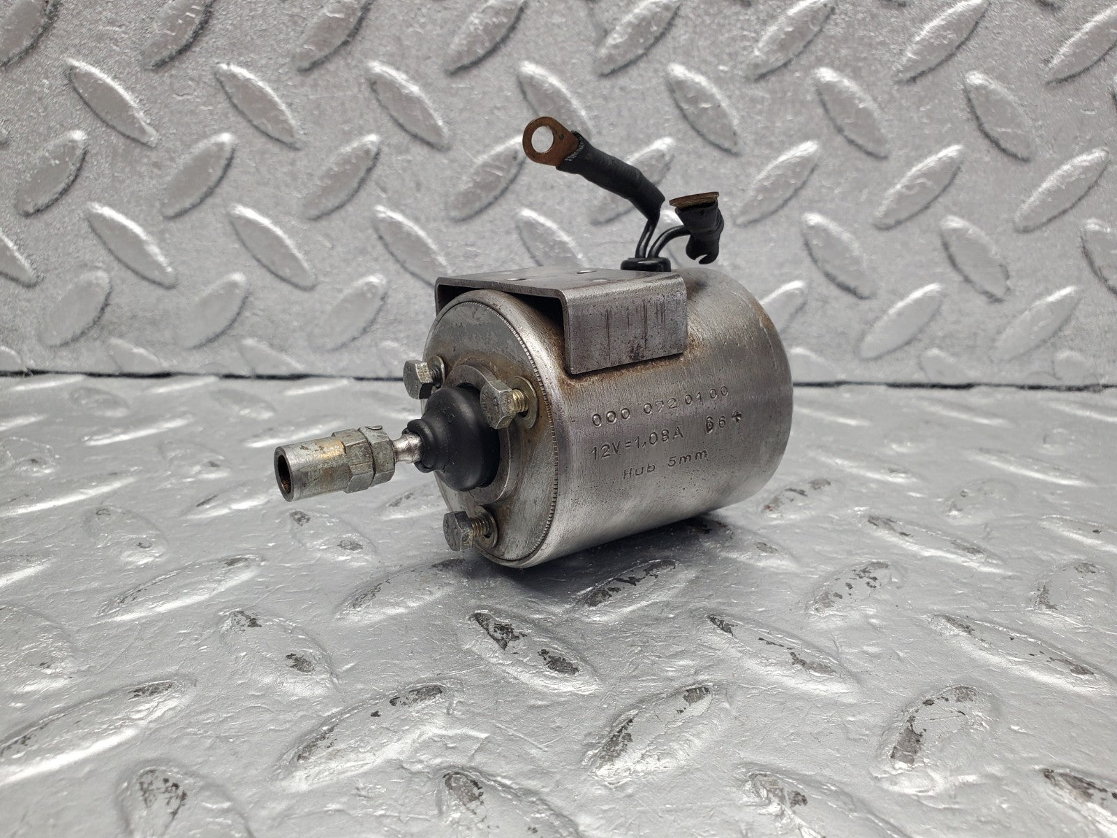 W112 idle solenoid actuator used OEM