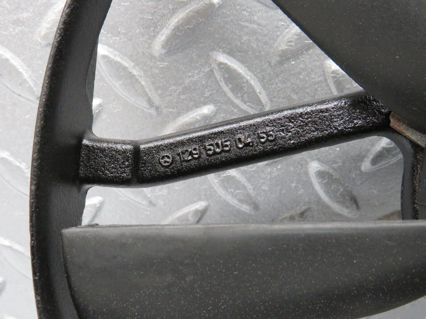 39577 Mercedes-Benz R129 320SL Coupe Radiator Cooling Fan AEG 881.055105 1295050455