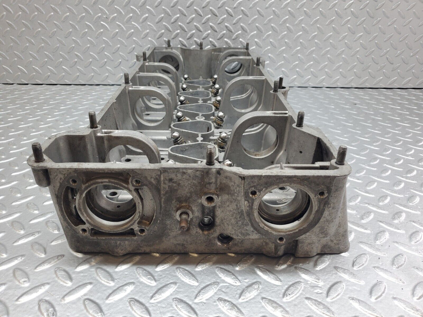 44307 Mercedes-Benz W123 280E Camshaft Bearing Casing 1100163304