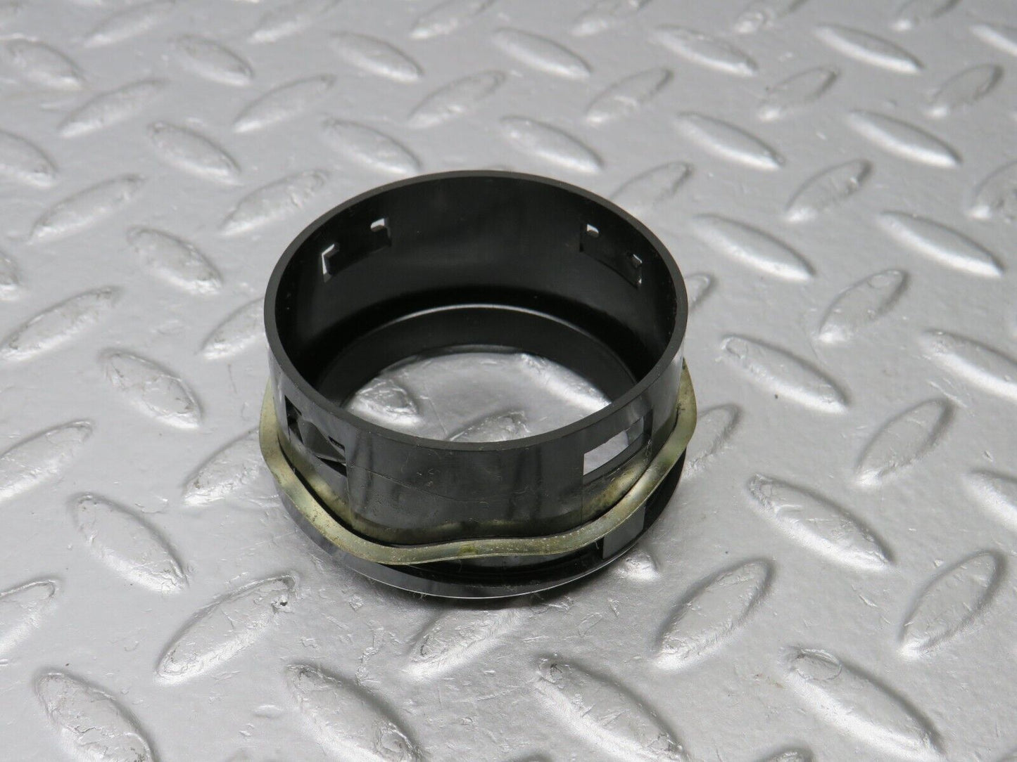 39183 Mercedes-Benz R107 500SL Dashboard Air Vent Chrome Bezel