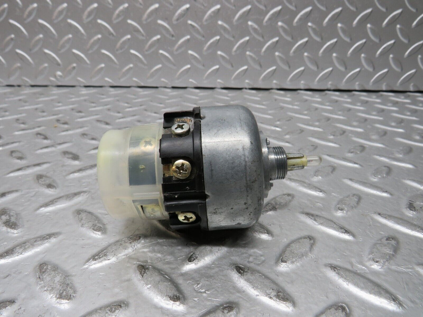 28646 Mercedes-Benz W123 230E Headlight Switch