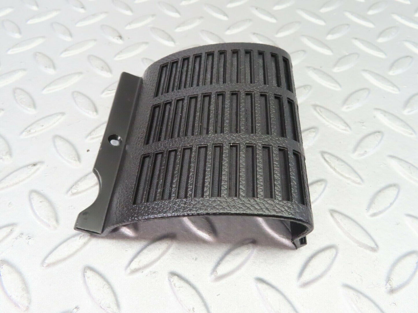 7451 Mercedes-Benz W116 450SE Dashboard Speaker Cover Grill Left 1166801539